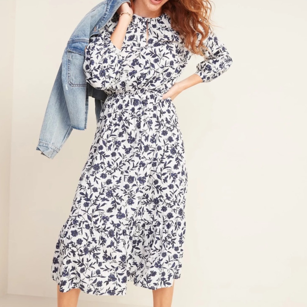 Old Navy Floral-Print Waist-Defined Bracelet-Sleeve Midi Dress